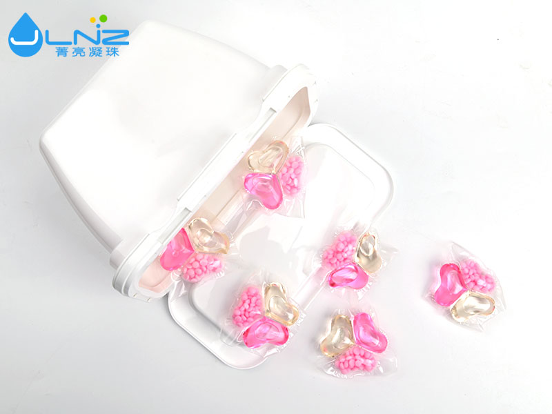 菁亮三叶草洗衣凝珠