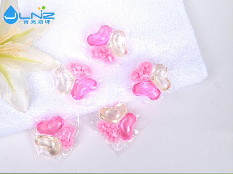 菁亮三叶草带留香珠